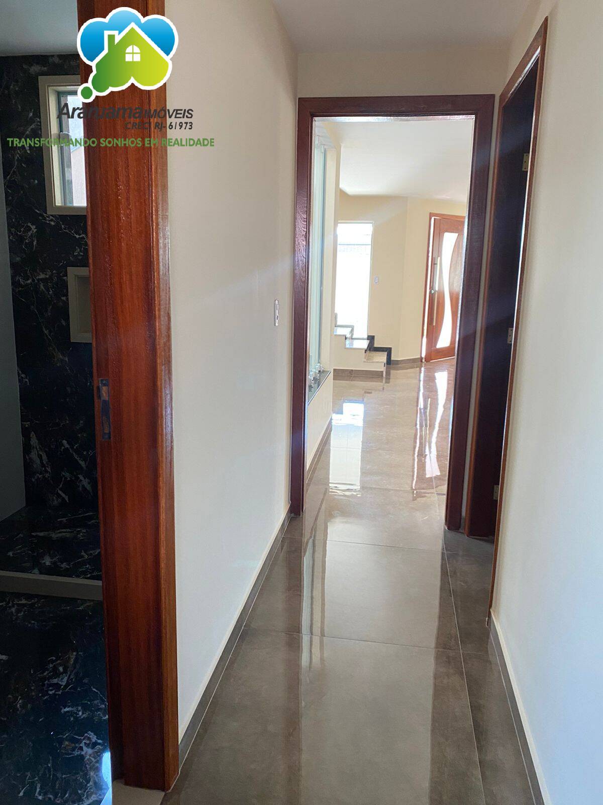 Casa à venda com 4 quartos, 315m² - Foto 25