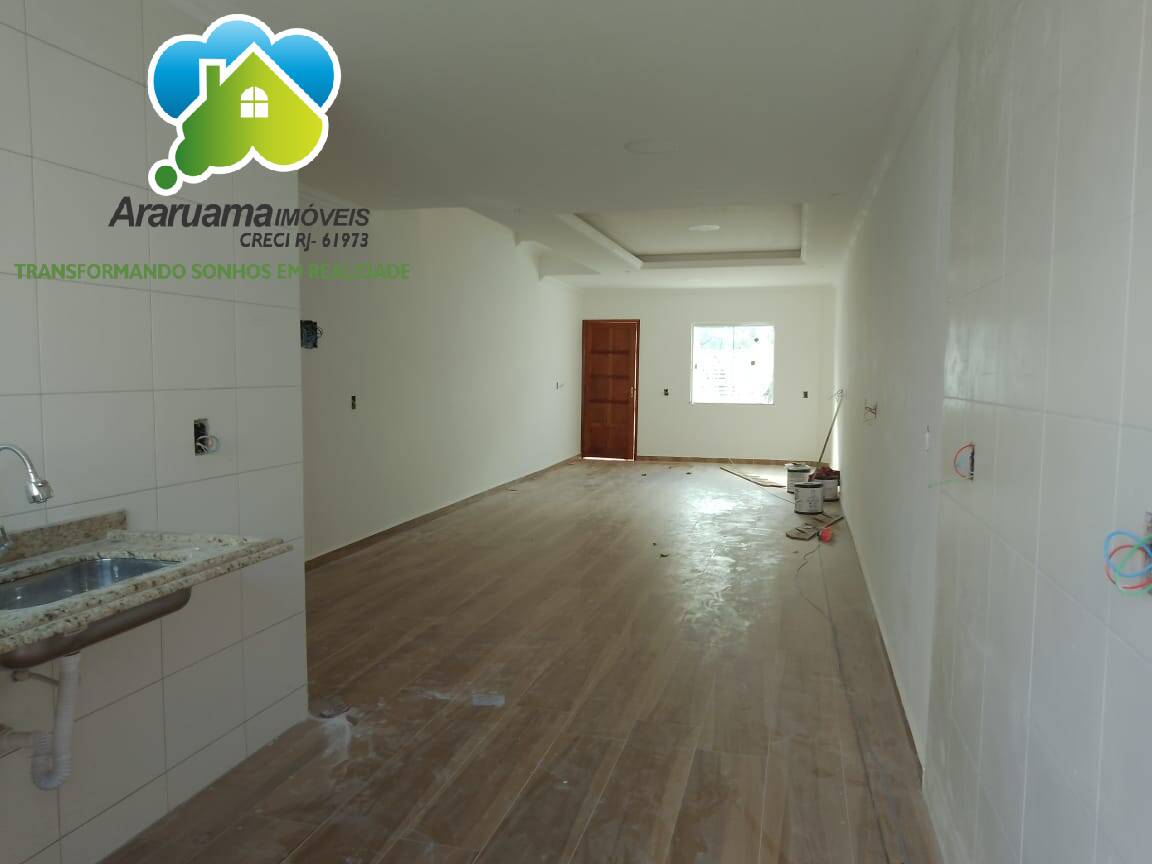 Casa à venda com 2 quartos, 150m² - Foto 3