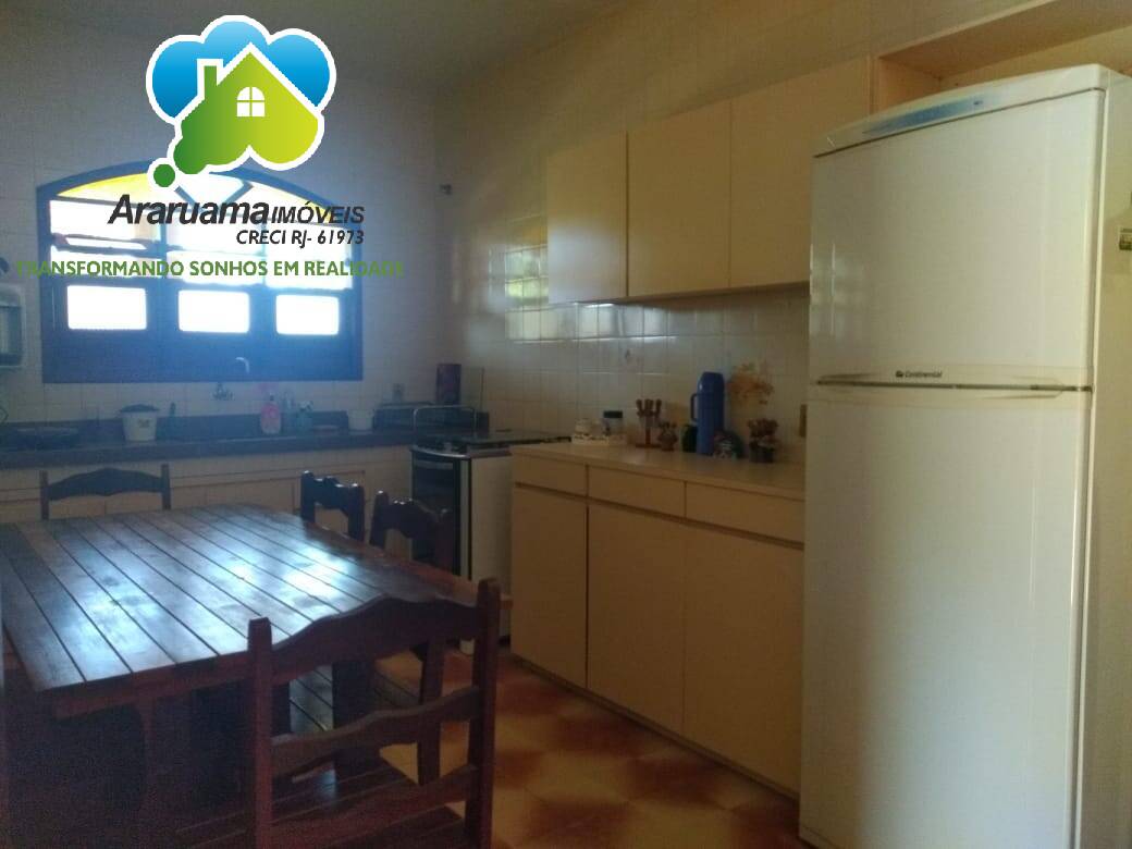 Casa à venda com 3 quartos, 170m² - Foto 25