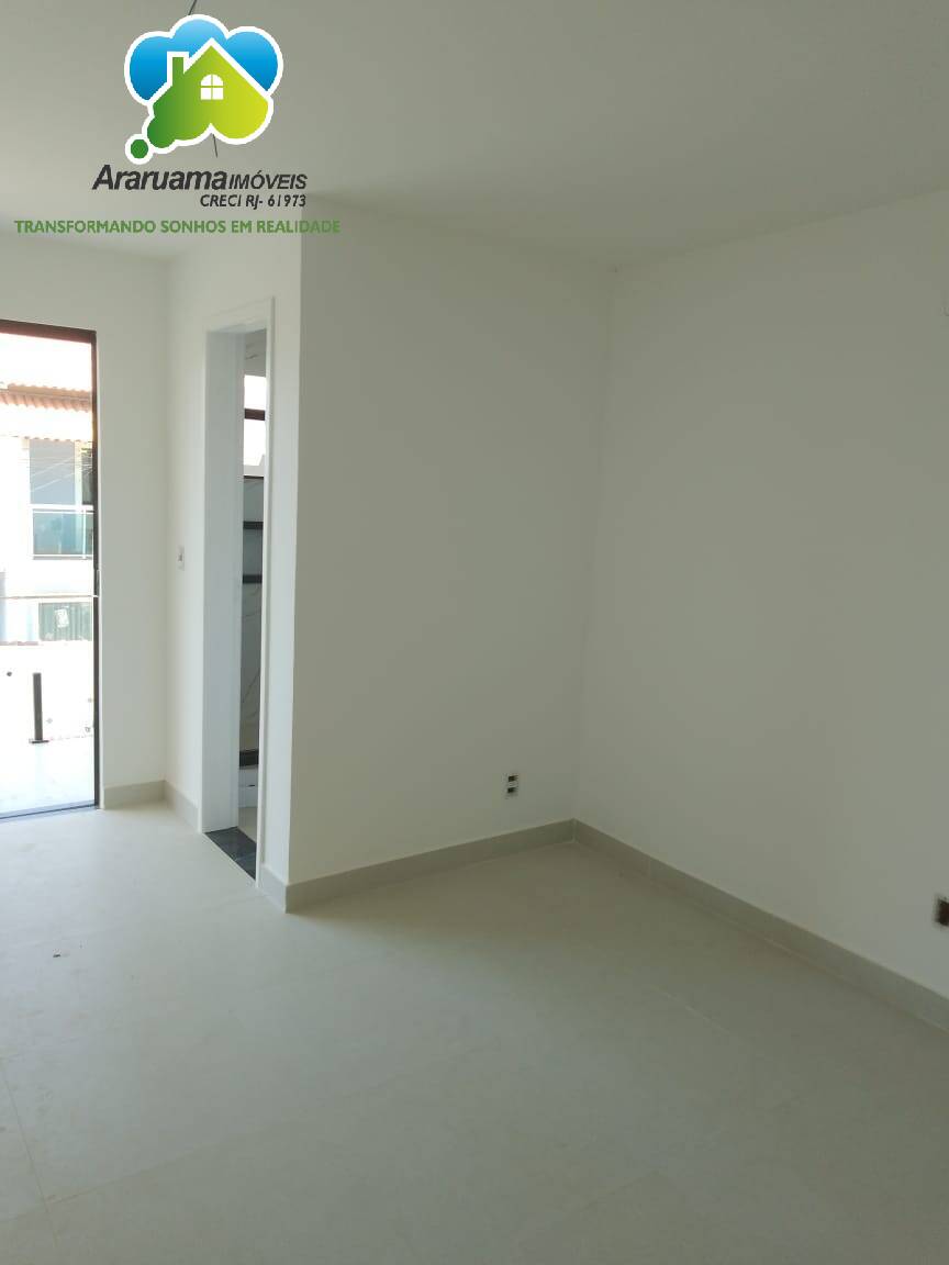 Casa à venda com 2 quartos, 130m² - Foto 11