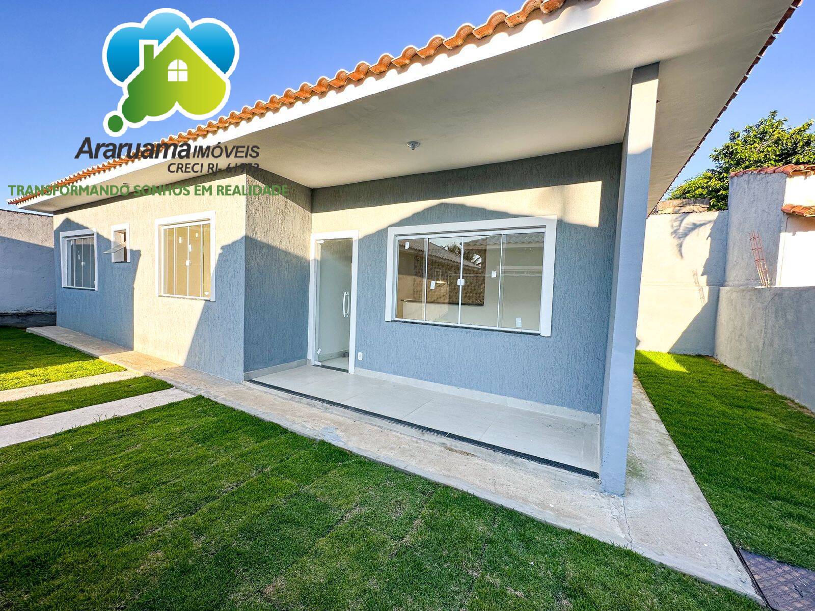 Casa à venda com 3 quartos, 200m² - Foto 2