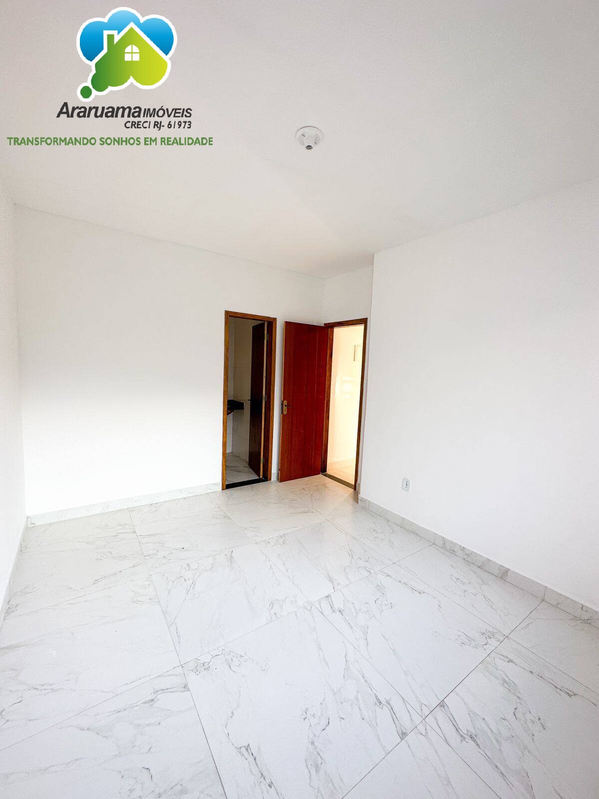 Casa à venda com 3 quartos, 200m² - Foto 12