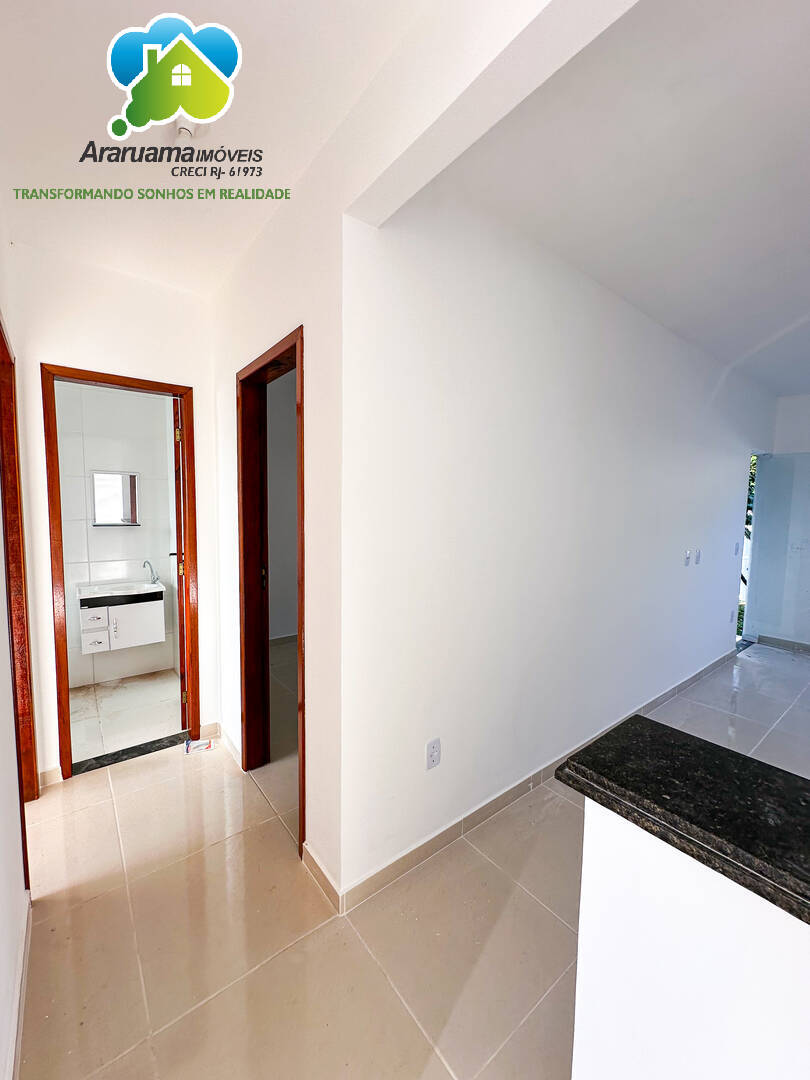 Casa à venda com 2 quartos, 140m² - Foto 4