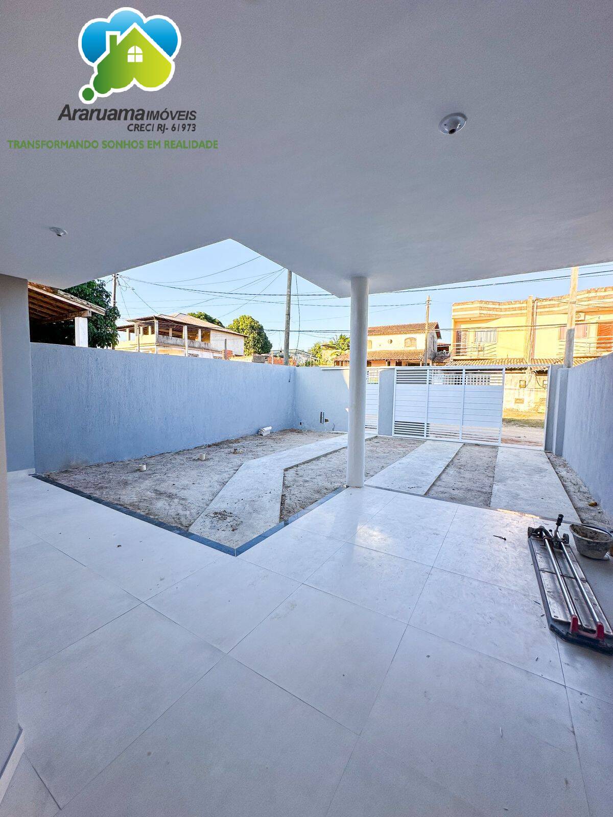 Casa à venda com 3 quartos, 262m² - Foto 3