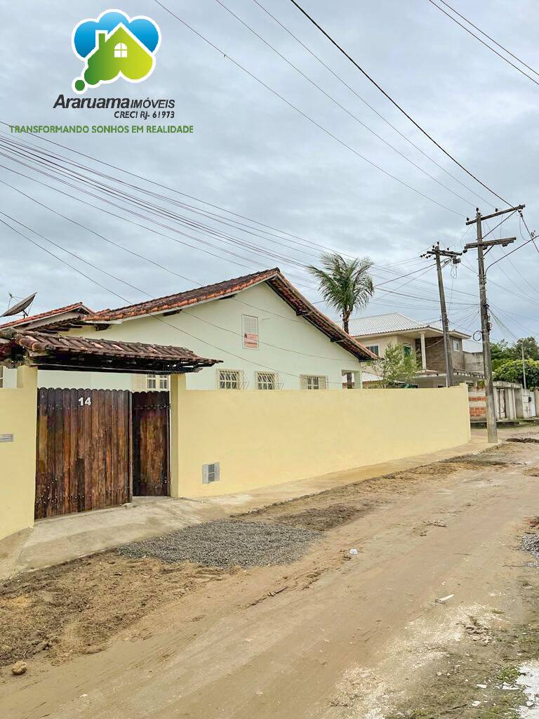 Casa à venda com 2 quartos, 250m² - Foto 1