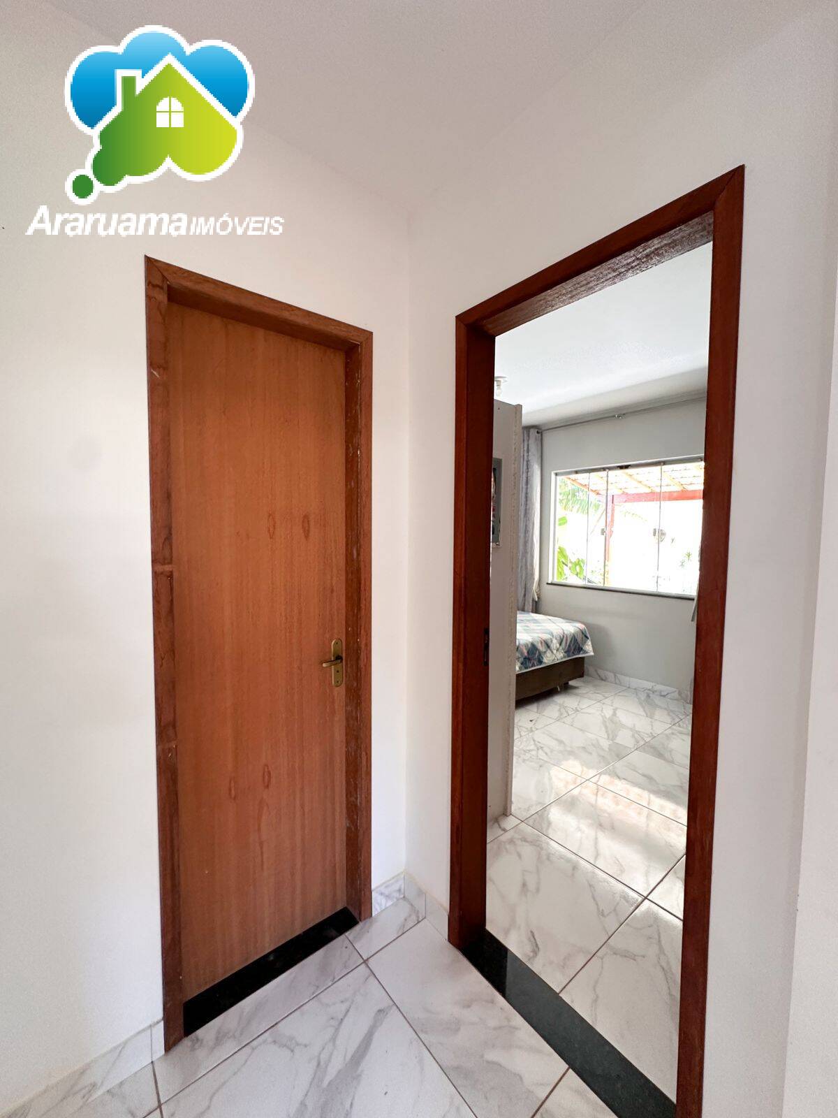 Casa à venda com 2 quartos, 120m² - Foto 6