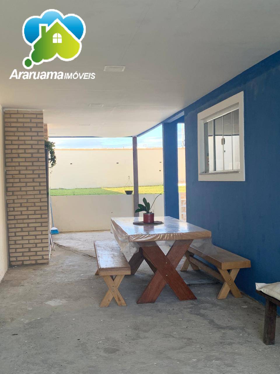 Casa à venda com 3 quartos, 95m² - Foto 2