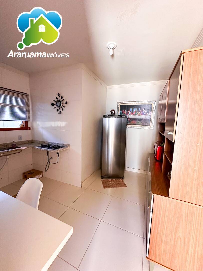 Casa à venda com 4 quartos, 300m² - Foto 18