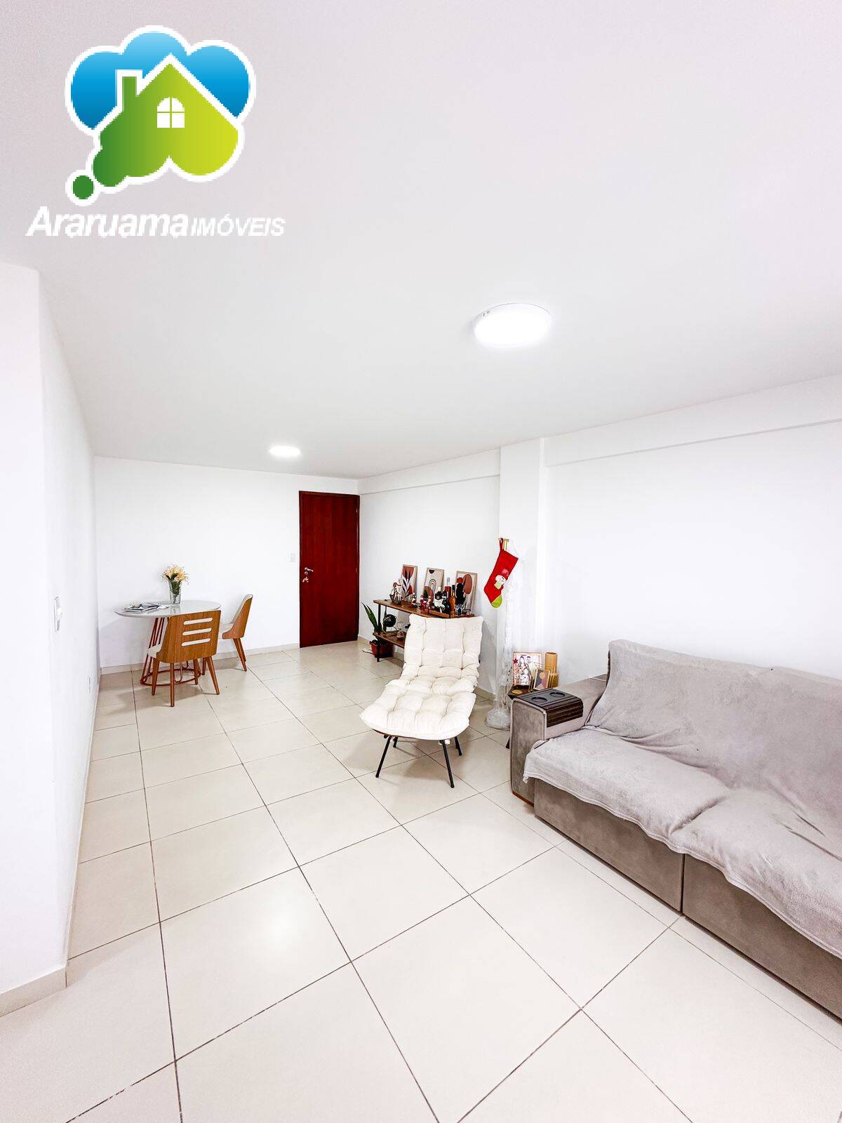 Apartamento à venda com 3 quartos, 113m² - Foto 4