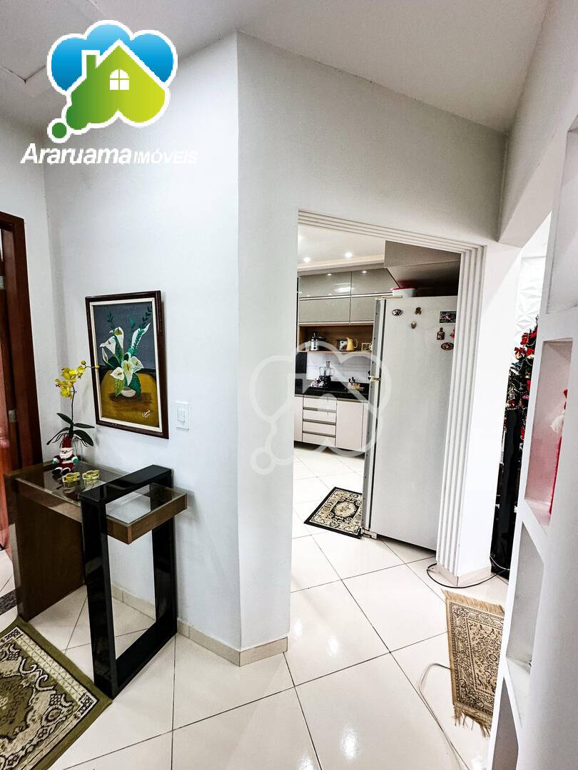 Casa à venda com 2 quartos, 80m² - Foto 11